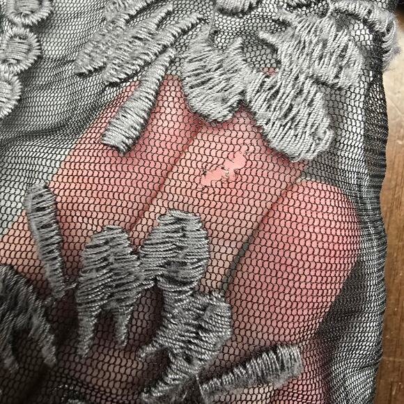 Women's Ruby Rd Gray Mixed Media Long Sleeve Crochet Front Blouse | Size Large - Picture 11 of 11